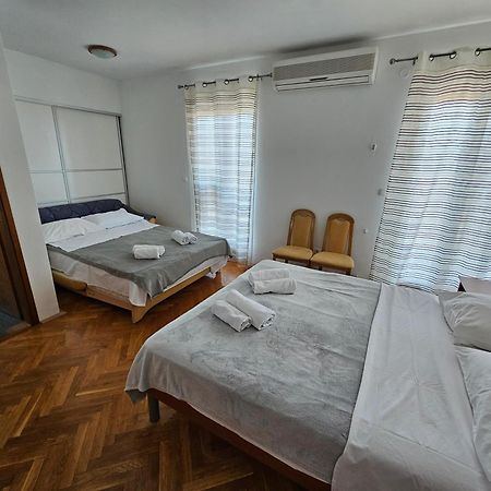Guest House Mamut Kastela Exterior photo