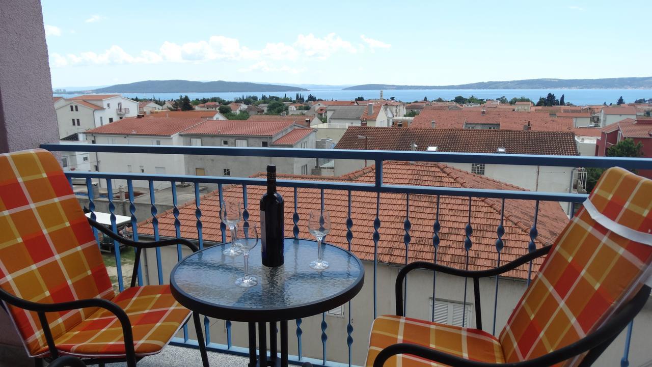 Guest House Mamut Kastela Exterior photo